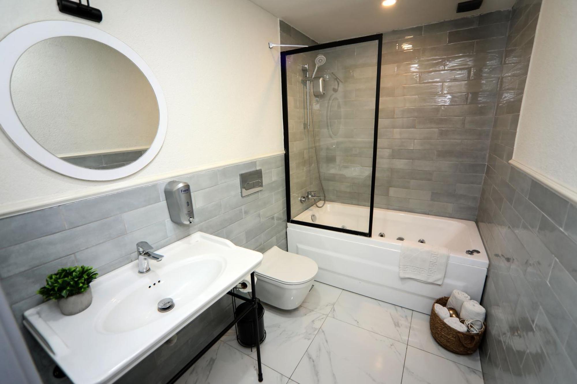 Arkem Maltepe Hotell Istanbul Exteriör bild